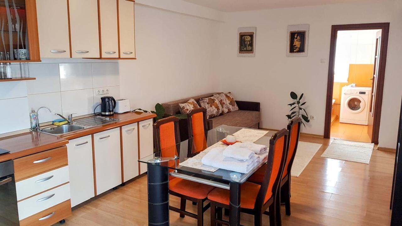 Lend Apartment Miercurea Ciuc Exterior foto